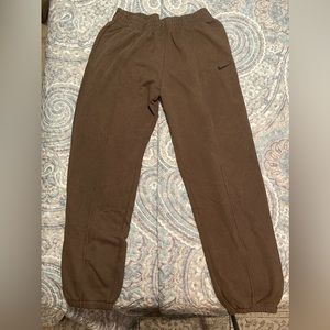 Nike Women relaxed joggers M